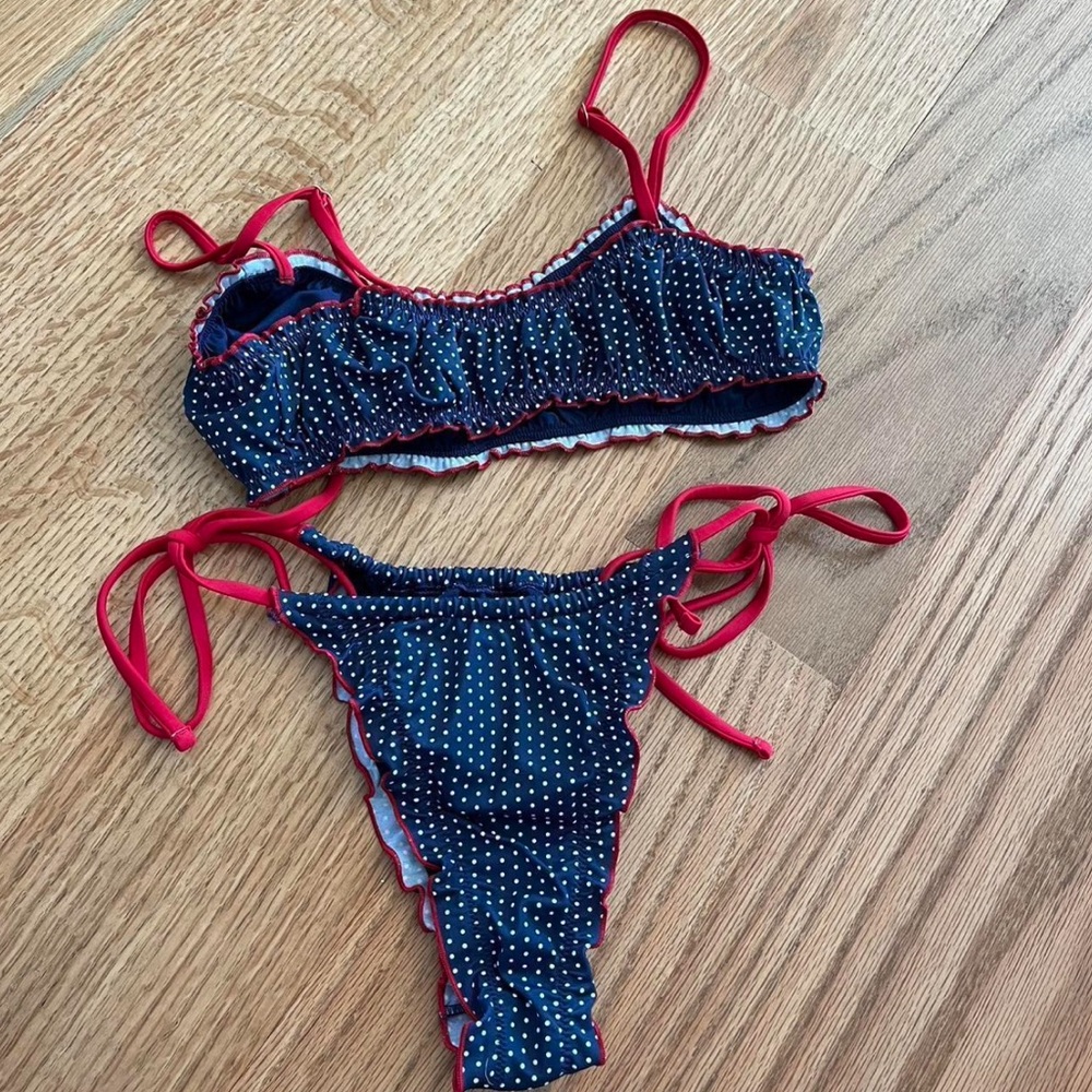 Frankies x Pink Bikini - Picture 2 of 2